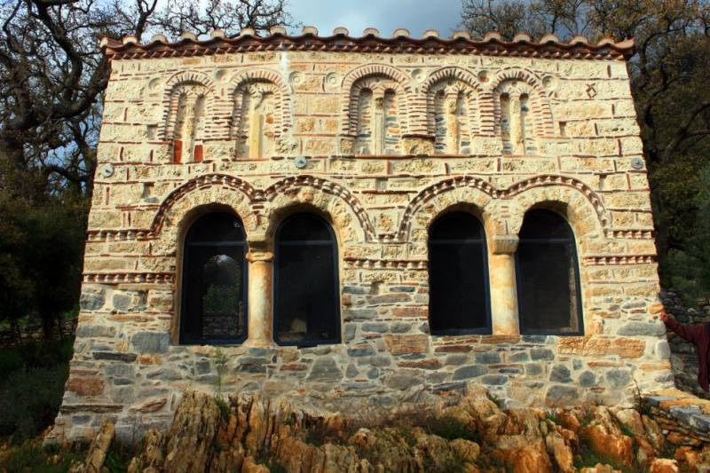 Ναϊτες Ιππότες: Το άγνωστο πέρασμα από τη Δυτική Μάνη και η "αλλόκοτη" Αγία Τριάδα