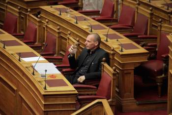 Βαρουφάκης: &quot;Δεν θα αυξηθεί ο ΦΠΑ στα νησιά μέχρι τον Σεπτέμβριο&quot;