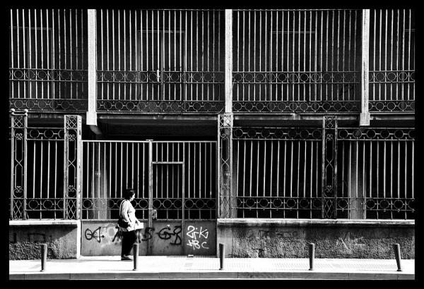 Διαμαρτυρία του "Πυρσού" για τα κάγκελα στο σχολικό συγκρότημα