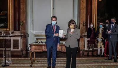 Σακελλαροπούλου: Το Χρυσό Κλειδί της πόλης της Λισαβόνας στην Πρόεδρο της Δημοκρατίας