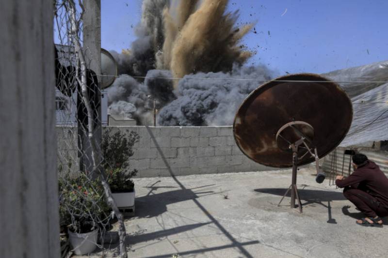 Το Ιράν εκτόξευσε πυραύλους κατά των βάσεων των ΗΠΑ σε Κατάρ, Ιράκ (βίντεο)