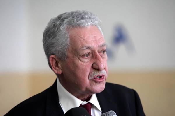 Αποχωρεί από την ηγεσία της ΔΗΜΑΡ ο Κουβέλης - Παραιτήση Θεοχαρόπουλου από την Κ.Ε.