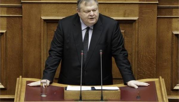 Βενιζέλος: Η κυβέρνηση δεν διαπραγματεύεται με την Ευρώπη αλλά με τον εαυτό της