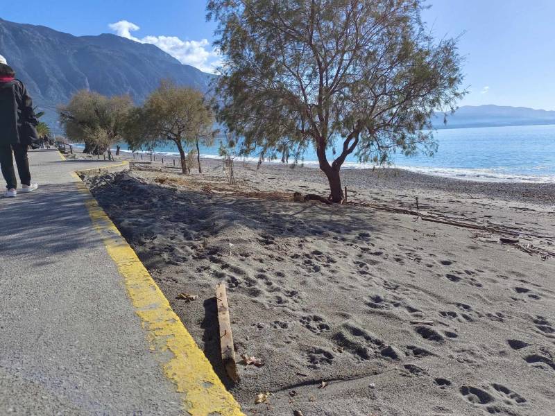 Να καθαριστεί η ακτή