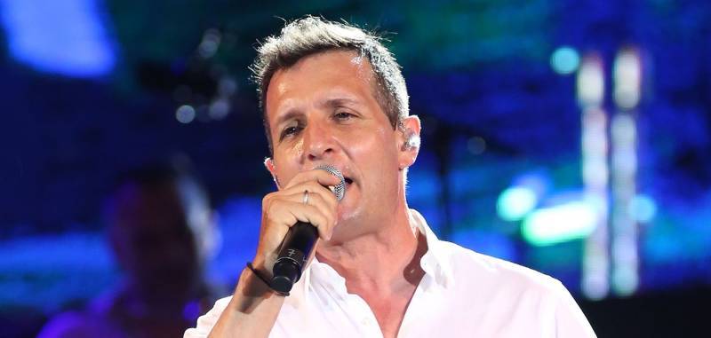 Συναυλία του Δημήτρη Μπάση στο Μέγαρο Χορού Καλαμάτας