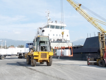 Ο Νίκας χειρίζεται τη μεταφορά των σκουπιδιών στη Β. Ελλάδα