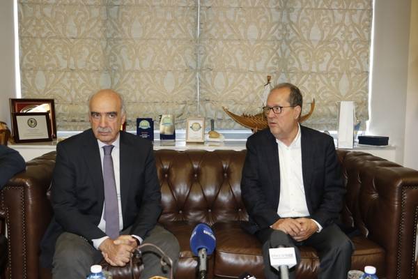 Επίσκεψη Μεϊμαράκη στην Καλαμάτα: &quot;Η οξύτητα είναι επιλογή του ΣΥΡΙΖΑ&quot; (βίντεο)