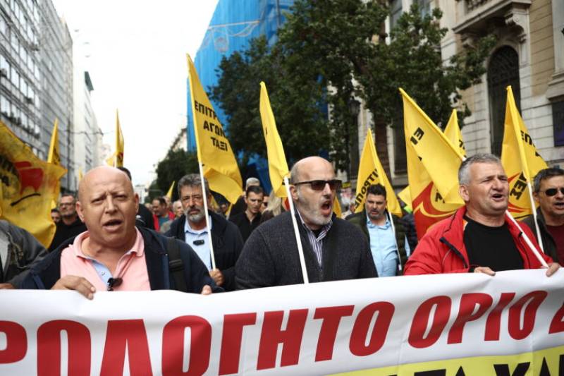 Ταξί: 48ωρες Πανελλαδικές απεργιακές κινητοποιήσεις