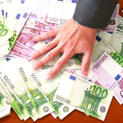 Τρίπολη: "Ασφάλισε" τις καταθέσεις του σε απατεώνα - Παραμύθι για δήθεν κούρεμα!