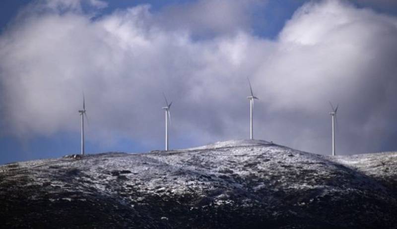 Χωροταξικό για τις ΑΠΕ: Πώς θα οριστούν οι περιοχές υποδοχής αιολικών και φωτοβολταϊκών