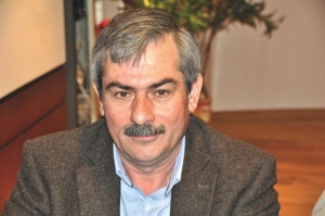 Πετράκος καταγγέλλει Τατούλη για τη διαχείριση σκουπιδιών