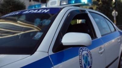Επίθεση με πέτρες και μπογιές στο γραφείο του Τάκη Θεοδωρικάκου