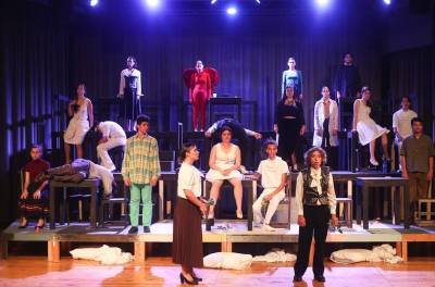 Πειραματική Σκηνή Καλαμάτας: “Ρωμαίος και Ιουλιέτα” κέρδισαν το χειροκρότημα