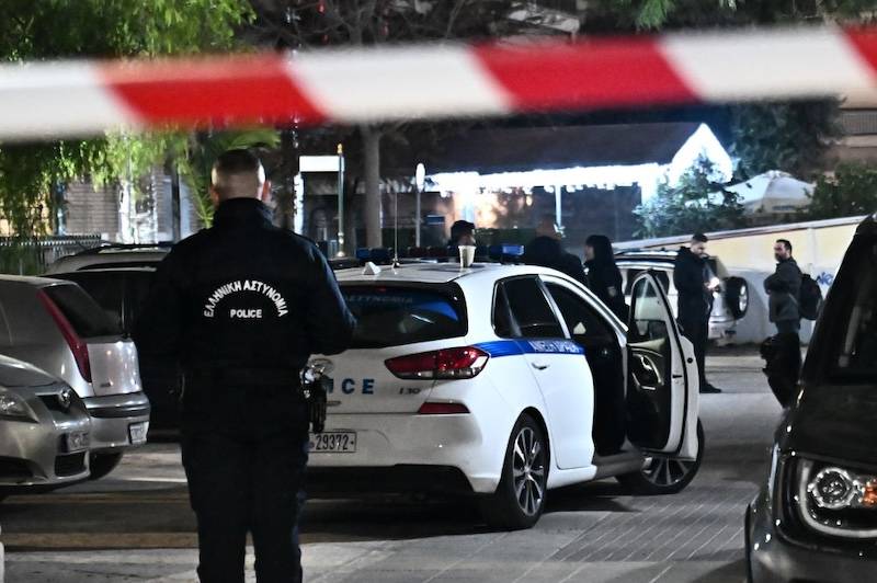 Νεκρός ένας 37χρονος που εισέβαλε σε σπίτι στα Νέα Λιόσια και τραυμάτισε έναν ηλικιωμένο