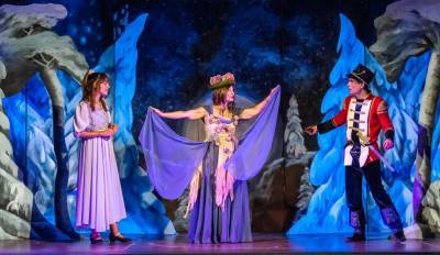 Από την Παιδική Σκηνή του Γιάννη Χριστόπουλου: Ο "Καρυοθραύστης" στο Εργατικό Κέντρο