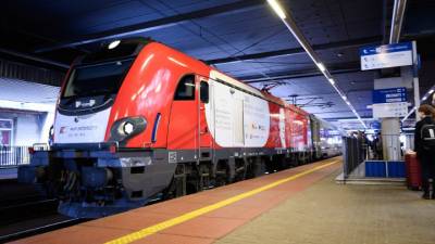 Εκρηξη σε σιδηροδρομική γραμμή οφείλεται σε δολιοφθορά, σύμφωνα με τον πρωθυπουργό Ντ.Τουσκ