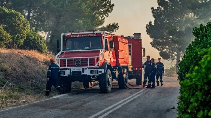 Σε ύφεση η πυρκαγιά στη Χίο (βίντεο)