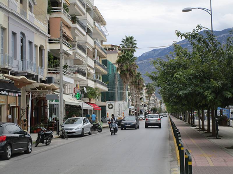 Καλαμάτα: Σε Παραλία και Ιστορικό Κέντρο πεζοδρομήσεις για τραπεζοκαθίσματα