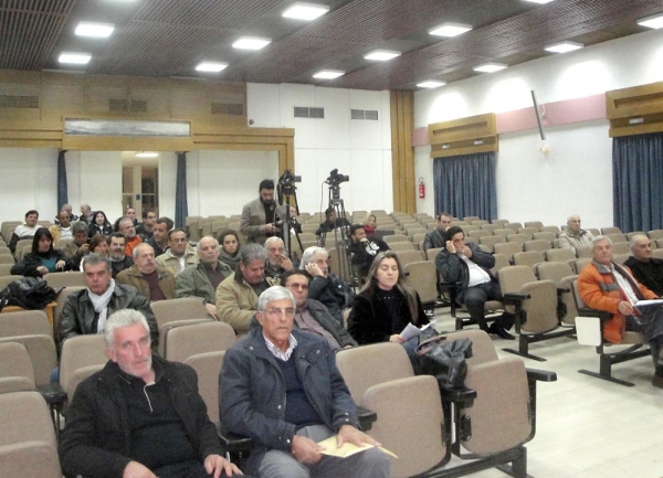 &quot;Ναι&quot; κατά πλειοψηφία από το Δ.Σ. Καλαμάτας για την προσάρτηση της Αβίας