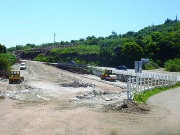 Τζάνε - Καλαμάκι: Δημόσιο έργο αλά… ελληνικά