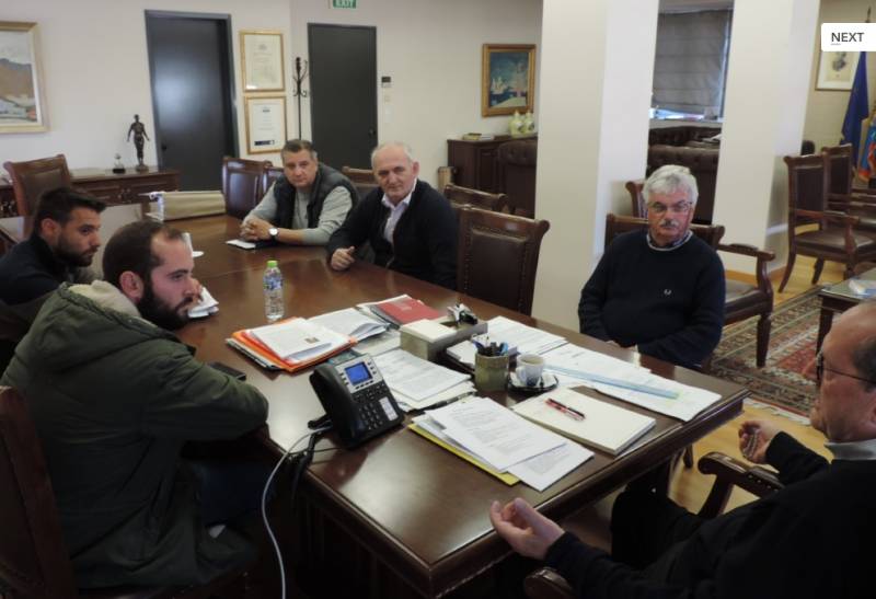Ξεκινούν εργασίες για κτήριο ΔΕΥΑΚ