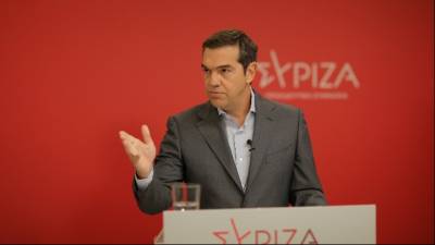 Τσίπρας: «Ο μηχανισμός του επιτελικού κράτους βούλιαξε στο χιόνι»