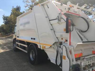Aπορριμματοφόρο στον Δήμο Τριφυλίας δανείζει ο Δήμος Μεσσήνης