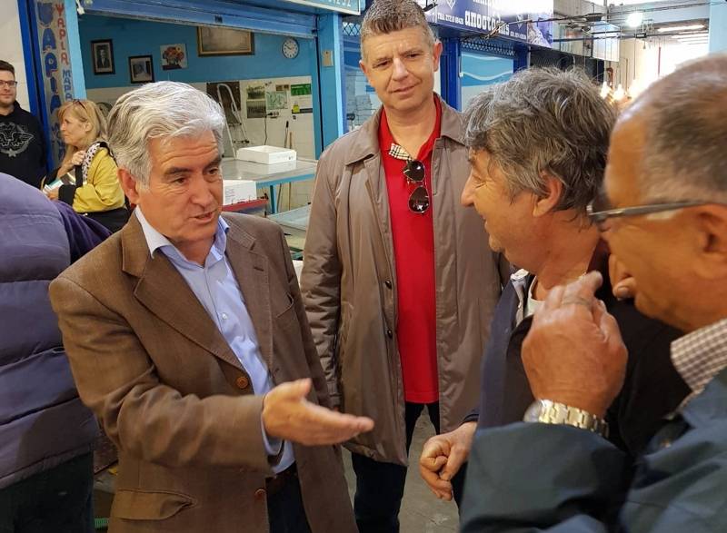 Επίσκεψη Τζαμουράνη στην Κεντρική Αγορά Καλαμάτας
