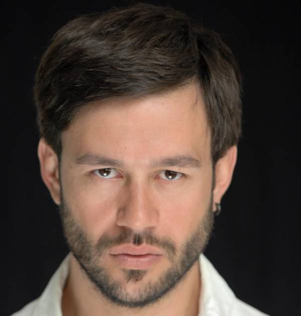 Σταμάτης Μπαρμπαγιαννάκος: Ενας Καλαματιανός στο &quot;Φως... φανάρι&quot;