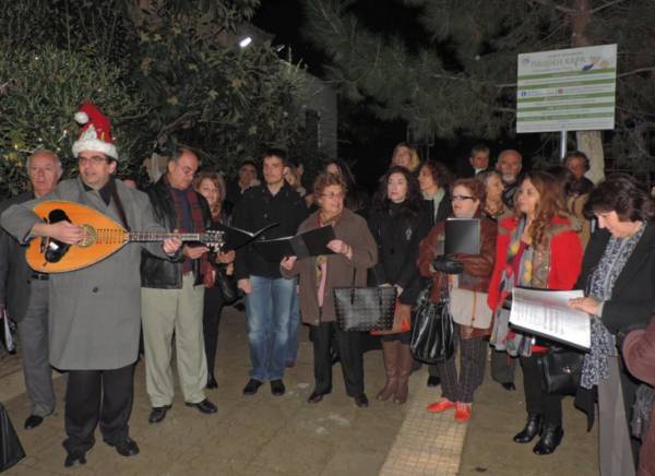 Χορωδίες τραγούδησαν σε Μικρή Μαντίνεια και Βέργα