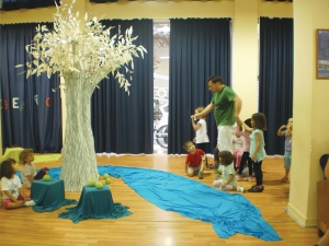 Πειραματική Σκηνή Καλαμάτας: "Ο κόκκινος γάτος" για τα Παιδικά Χωριά SOS