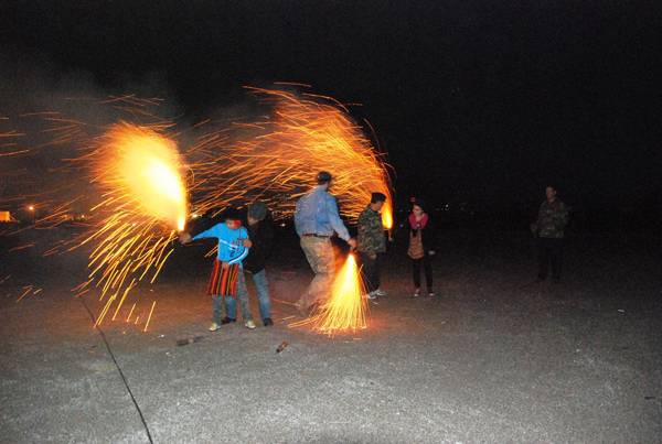 Στο βόρειο πάρκινγκ ο σαϊτοπόλεμος
