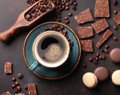 Δανία: Η κυβέρνηση καταργεί τους φόρους στον καφέ και τη σοκολάτα για να ανακουφίσει τα νοικοκυριά