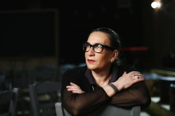 Λίνα Νικολακοπούλου: "Ο έρωτας είναι πόλεμος… και η αγάπη όπλο"