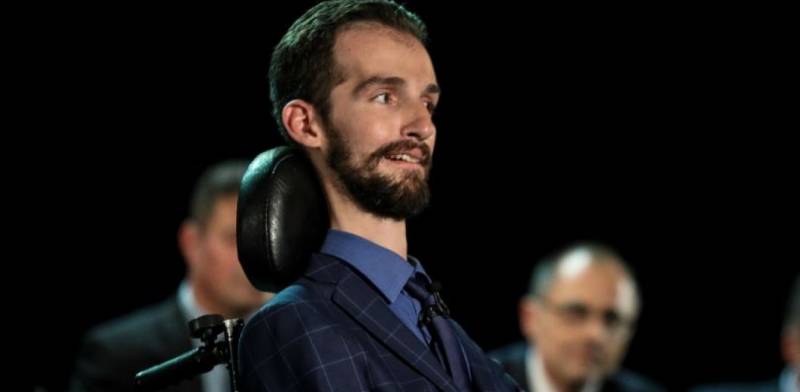 Κυμπουρόπουλος: Ψήφισε κατά του δικαιώματος στις αμβλώσεις - Αποστάσεις από Νέα Δημοκρατία