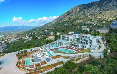 “Messinian Icon” με θέα τον Μεσσηνιακό Κόλπο: Νέο 5άστερο ξενοδοχείο 77 κλινών στη Βέργα