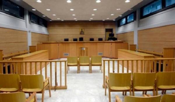 Παράταση στην αποχή των δικηγόρων