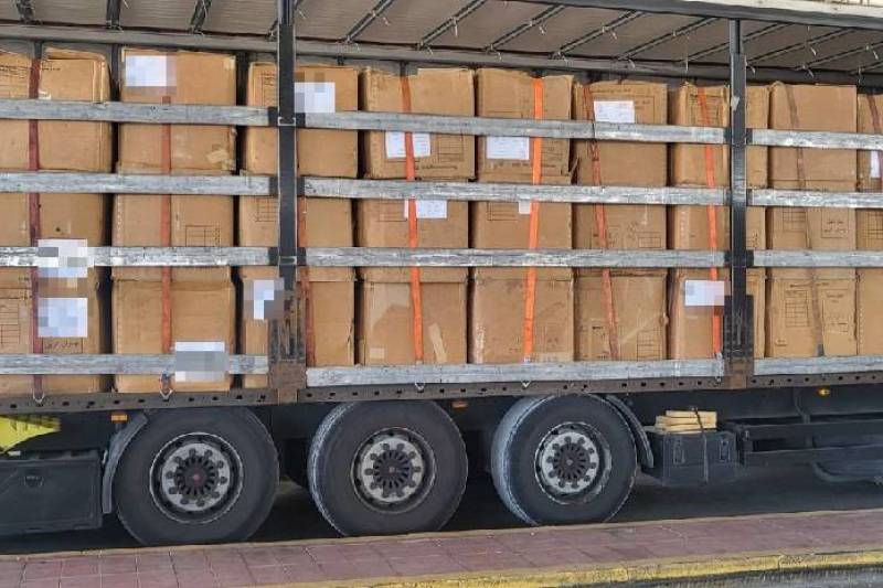 Πάτρα: Κατασχέθηκαν 14 τόνοι και 355 κιλά καπνού που δεν έφεραν νόμιμα παραστατικά