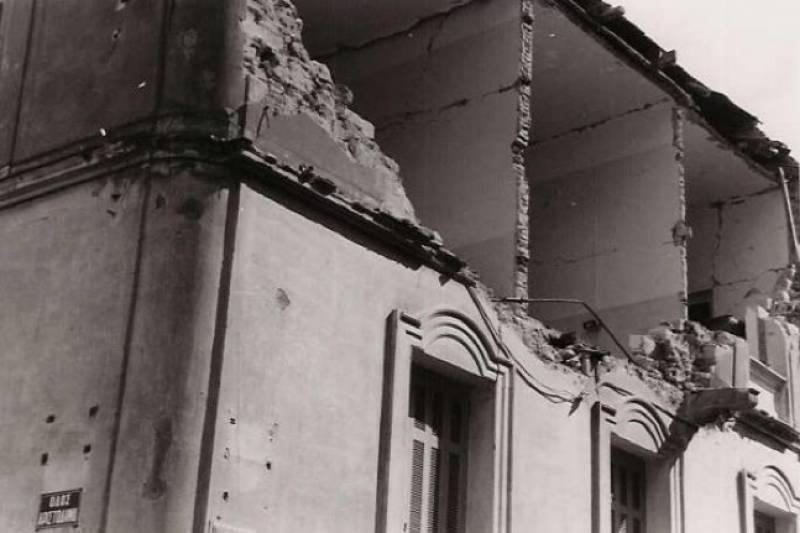 Επέτειος χωρίς μαθήματα...