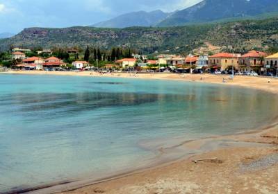 Λήγει η προθεσμία για ναυαγοσώστες στη Μάνη