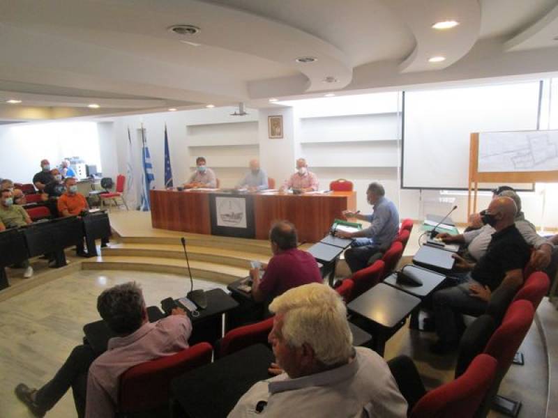 Δήμος Μεσσήνης: Οι δασικές εκτάσεις φρενάρουν δρόμους σε Αβραμιού, Στρέφι και Πανιπέρι