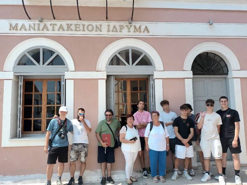 Επίσκεψη Ιταλικής φιλανθρωπικής οργάνωσης στο Μανιατάκειο Ιδρυμα