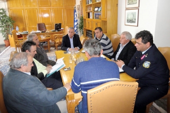 Ξεκαθαρίζει το ιδιοκτησιακό καθεστώς στο &quot;Λιθωμένο Φίδι&quot;, με στόχο την προστασία του Νέδοντα