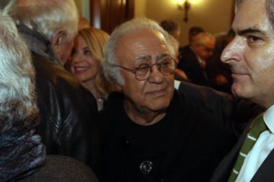 Στη Ριτσώνα το τελευταίο “αντίο” στον σπουδαίο σκηνοθέτη Τάσο Μπιρσίμ (βίντεο)