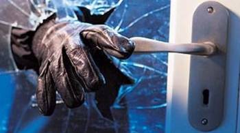 Έκλεβε ουίσκι και λάδι από αποθήκες στην Καλαμάτα