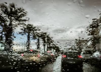 Καιρός: Ισχυρές βροχές, ενισχυμένοι άνεμοι και Αφρικανική σκόνη (Βίντεο)