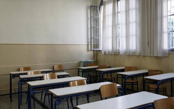 Οι μαθητές του 6ου Λυκείου Καλαμάτας υποδέχονται το Ειδικό Γυμνάσιο