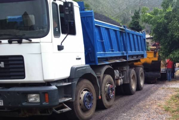 Εργολαβία ασφαλτοστρώσεων στο Δήμο Καλαμάτας