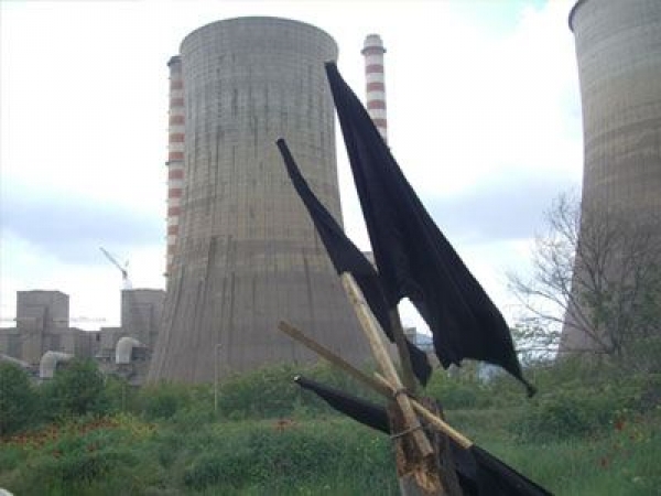 ΑΝΤΙΔΡΑΣΕΙΣ ΓΙΑ ΙΔΙΩΤΙΚΟΠΟΙΗΣΗ Συμβολική κατάληψη του ΑΗΣ Μεγαλόπολης