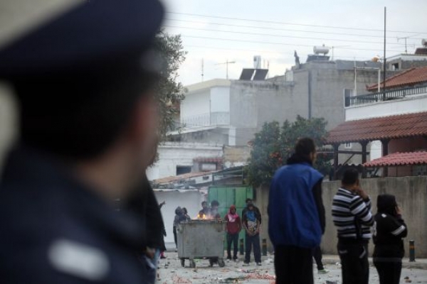 Ανεξέλεγκτη η κατάσταση σε Θουρία, Αρφαρά και Αρι: Ετοιμάζουν "μαχαίρια" για τους τσιγγάνους